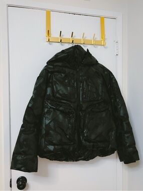 tumi outerwear eg5 signature black camouflage tech jacket 🧥💼
